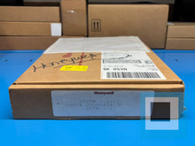 Load image into Gallery viewer, Honeywell 20000454-RP Replacement Control Board – New in Box
