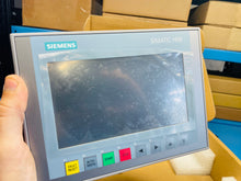 Load image into Gallery viewer, 2019 Surplus NEW - Siemens 6AV2 143-6GA00-0SN0 KTP700DP SINAMICS Basic Panel 7&quot;
